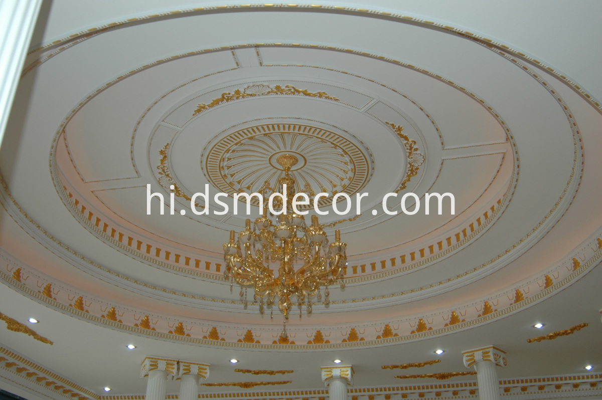 घुमावदार मोल्डिंग Curved Molding